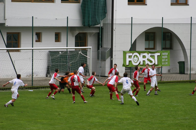 gal/Saison2008-2009- Pokal 1. Runde Hinspiel: Vintl - SV Reischach/2008-08-24 SVR gg. Vintl - Pokalhinspiel 085.jpg